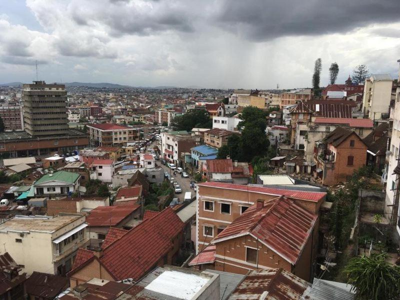Midi Minuit Hotel Antananarivo Kültér fotó